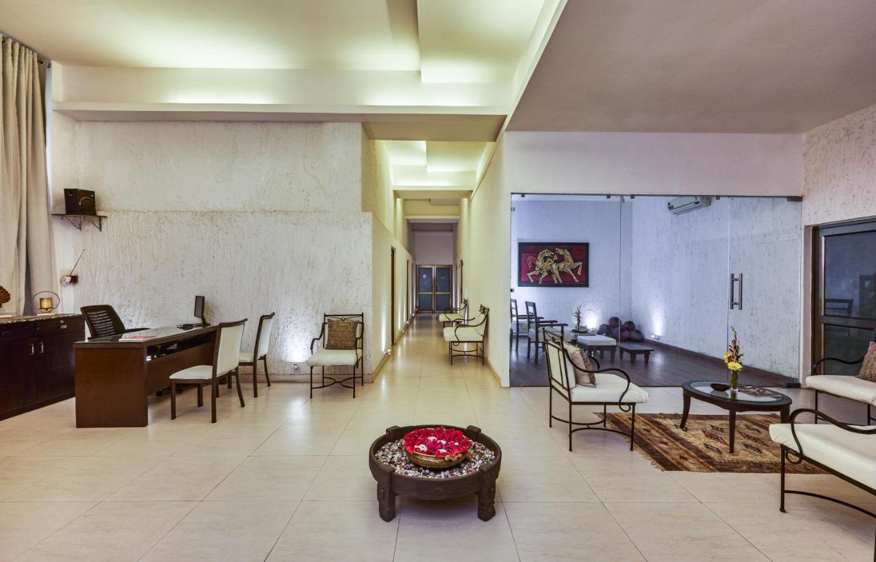 Club Mahindra Udaipur Hotel Екстериор снимка