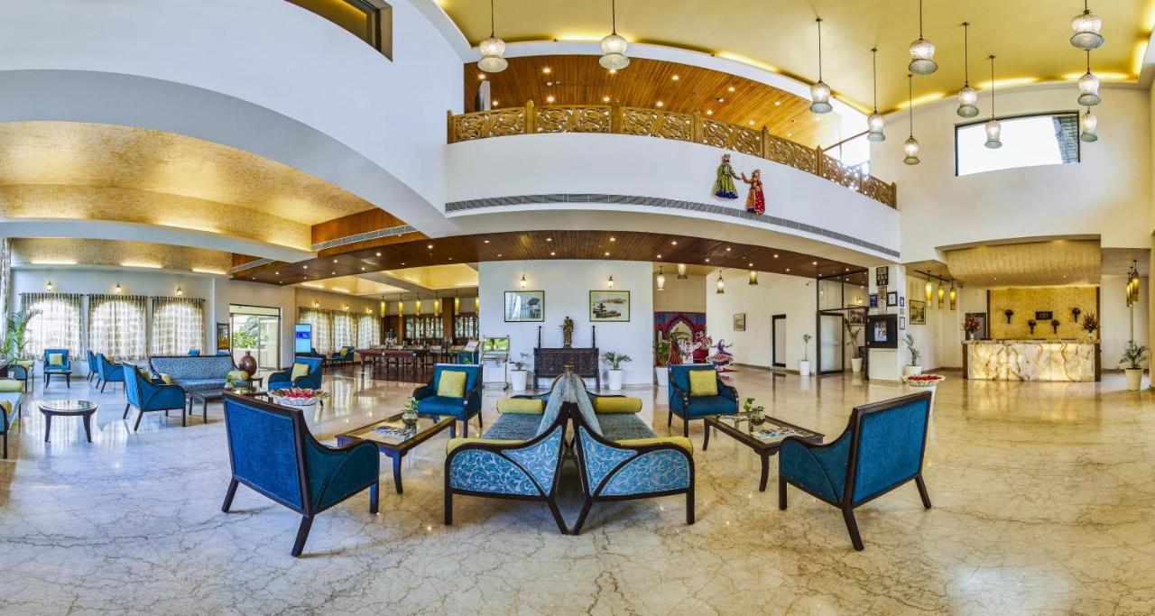 Club Mahindra Udaipur Hotel Екстериор снимка