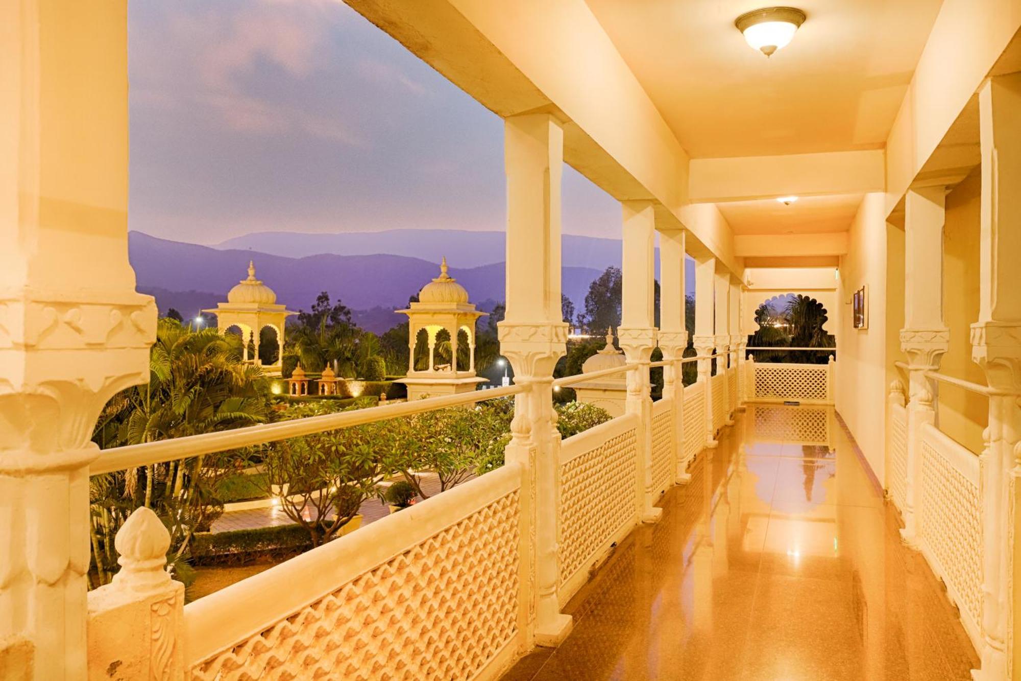 Club Mahindra Udaipur Hotel Екстериор снимка
