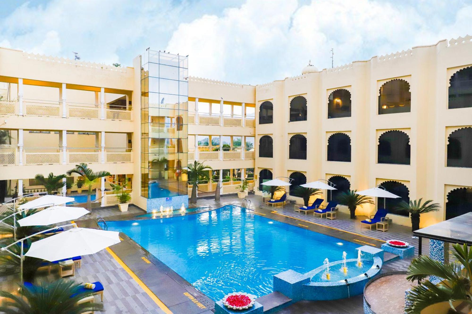 Club Mahindra Udaipur Hotel Екстериор снимка
