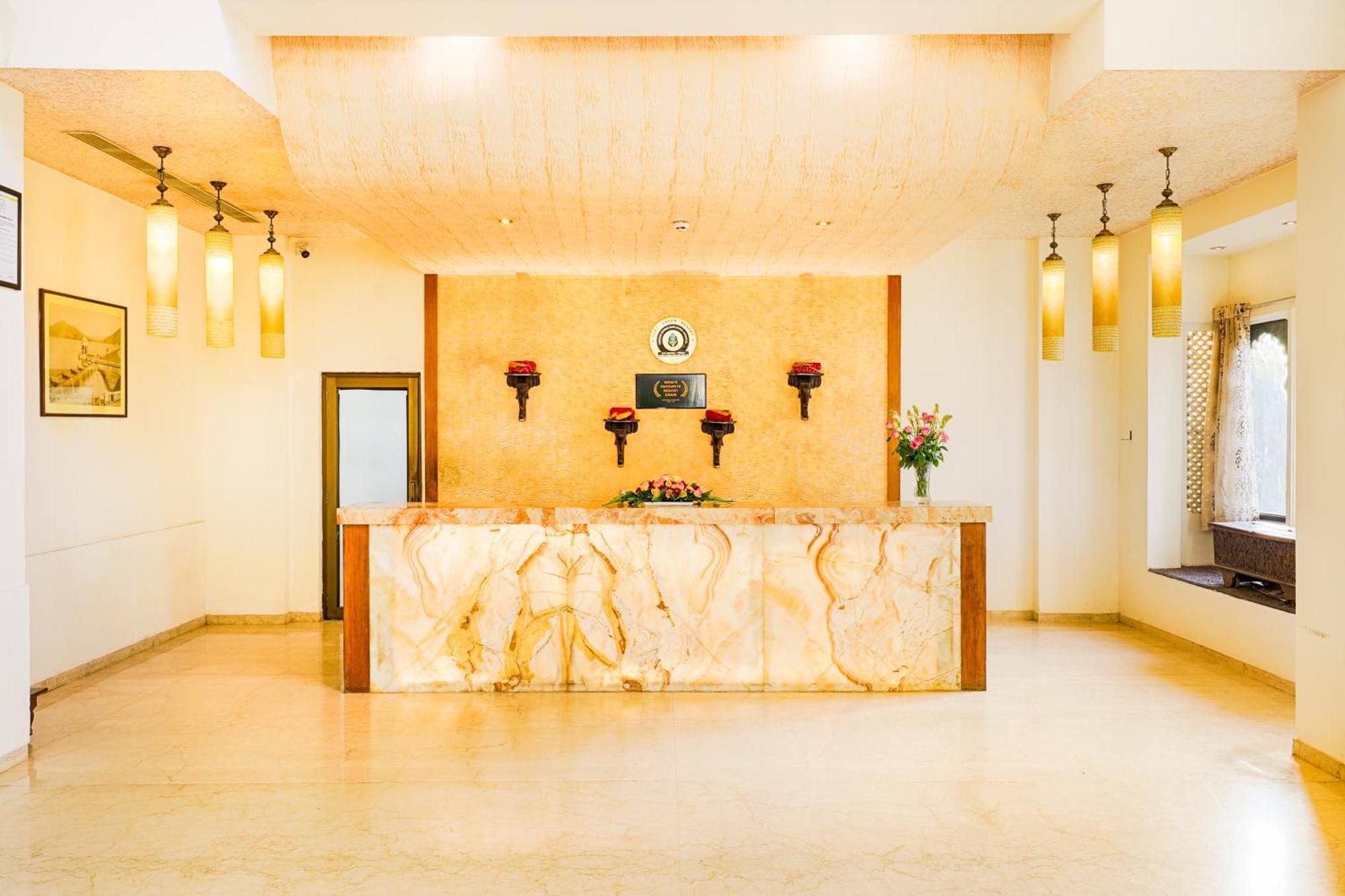 Club Mahindra Udaipur Hotel Екстериор снимка